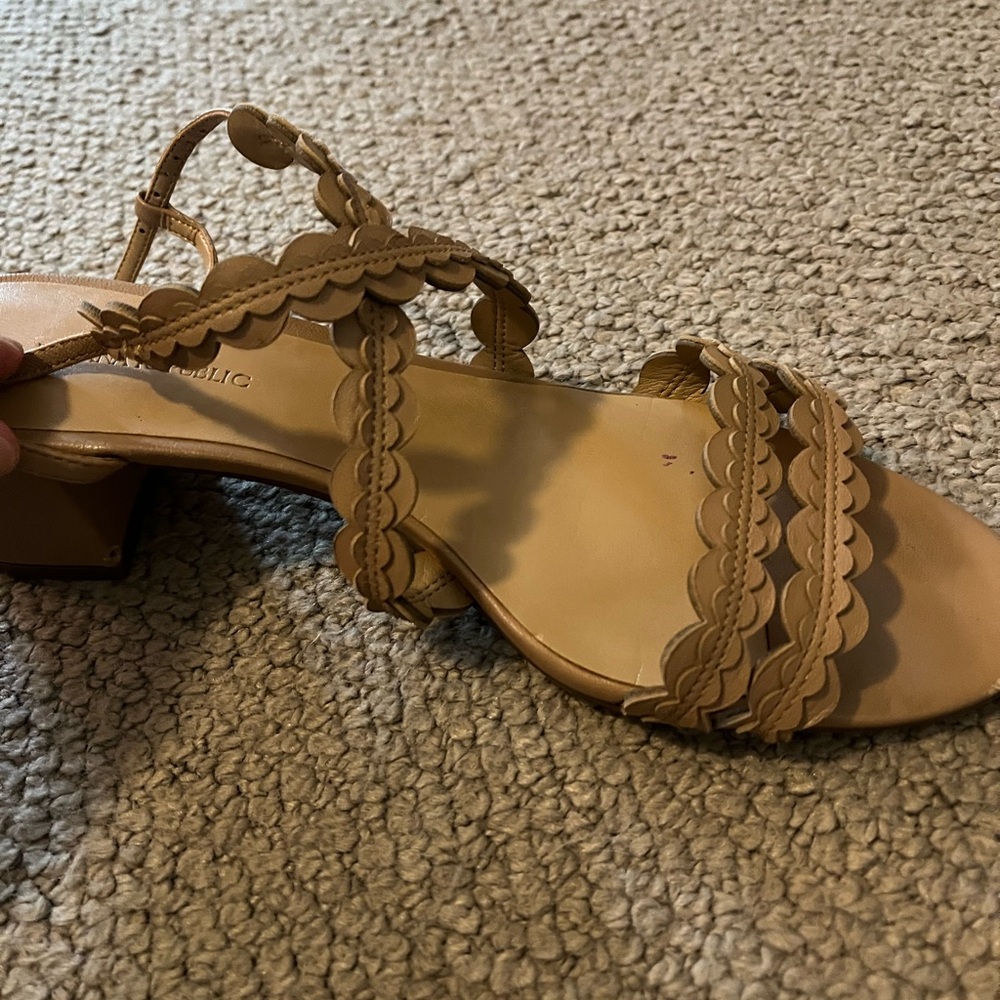 Banana Republic Tan Braided Sandals